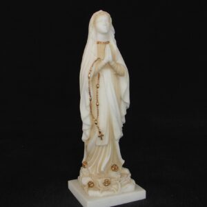 Whole statue of Virgin Mary praying in Patina color